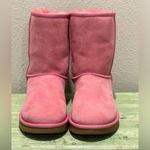 UGG Classic Short II Boot - Pink Size 7